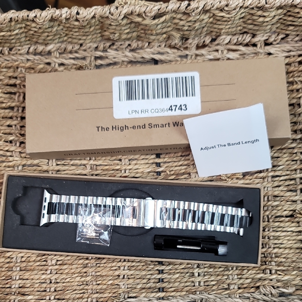 High-End Smart Watch Band - Silver Black 42/44 New Nwt